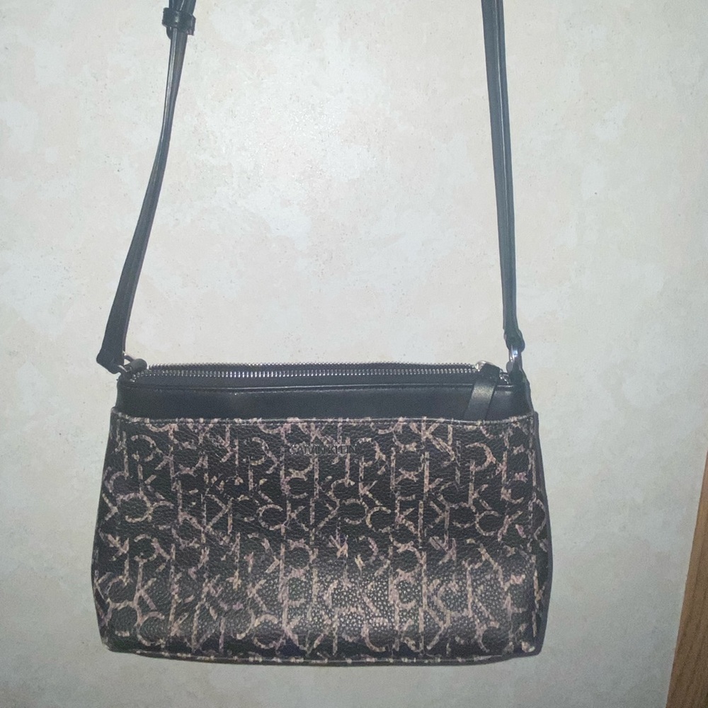 Calvin Klein crossbody purse